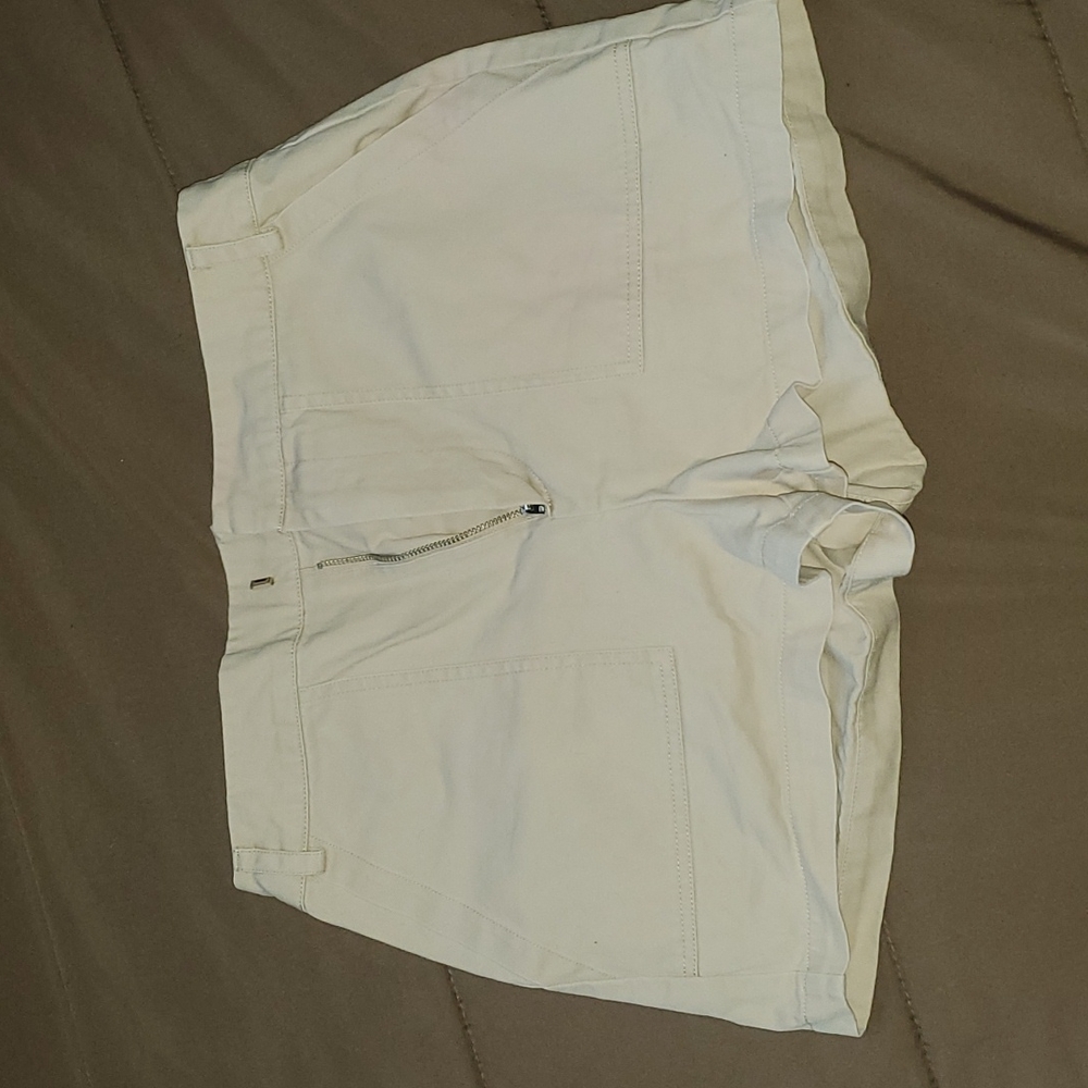 Khaki shorts